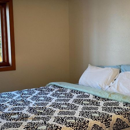 Amazing Oceanview 2 Bedroom Oceanfront! By Oceanviewhottubs Shelter Cove, Ca Tesla Ev Station Esterno foto