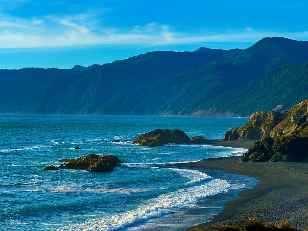 Amazing Oceanview 2 Bedroom Oceanfront! By Oceanviewhottubs Shelter Cove, Ca Tesla Ev Station Esterno foto