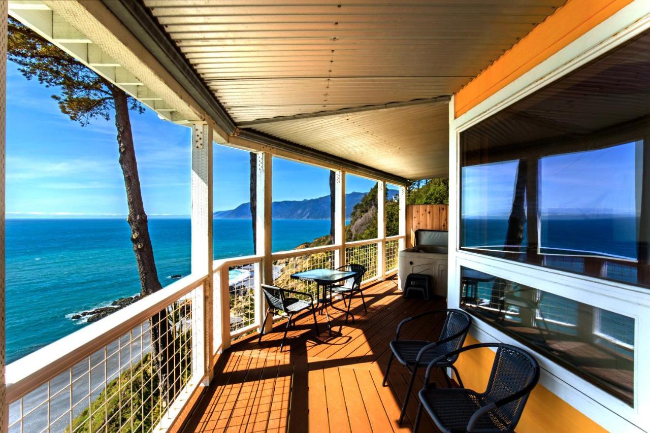 Amazing Oceanview 2 Bedroom Oceanfront! By Oceanviewhottubs Shelter Cove, Ca Tesla Ev Station Esterno foto