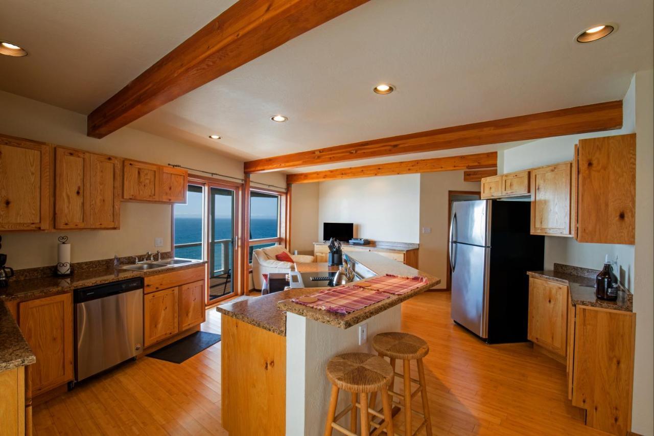Amazing Oceanview 2 Bedroom Oceanfront! By Oceanviewhottubs Shelter Cove, Ca Tesla Ev Station Esterno foto