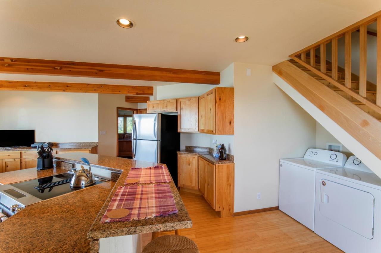 Amazing Oceanview 2 Bedroom Oceanfront! By Oceanviewhottubs Shelter Cove, Ca Tesla Ev Station Esterno foto