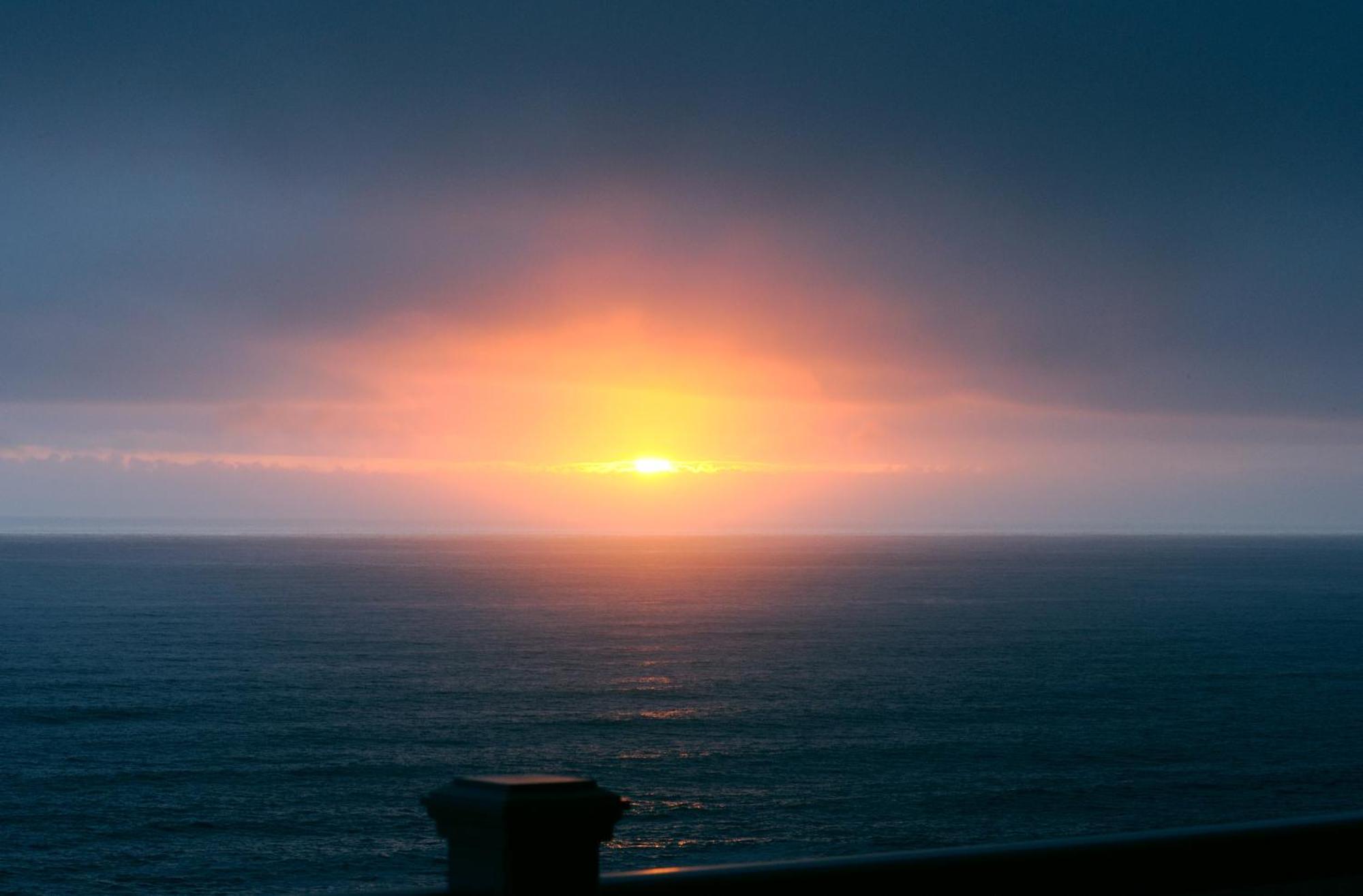 Amazing Oceanview 2 Bedroom Oceanfront! By Oceanviewhottubs Shelter Cove, Ca Tesla Ev Station Esterno foto